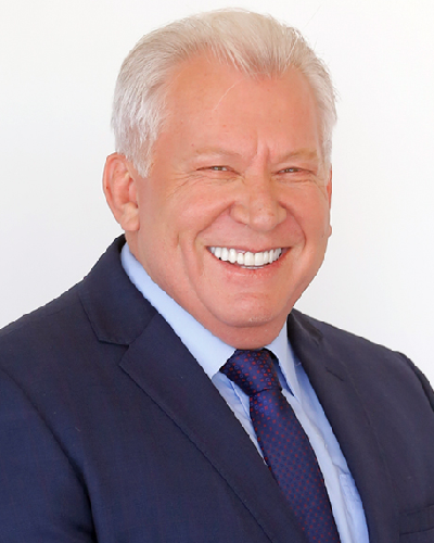 Dr. Raul Canal